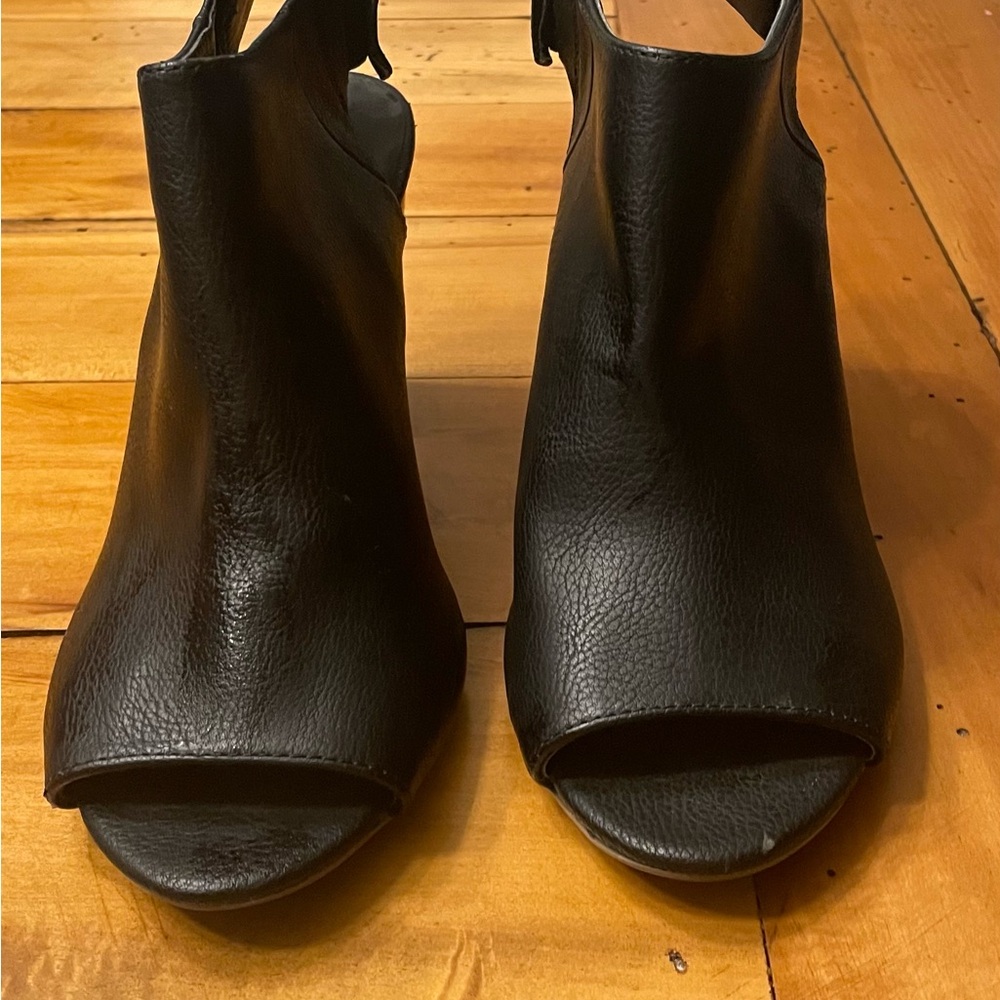 GAP Black Women's Peep-Toe Ankle Booties